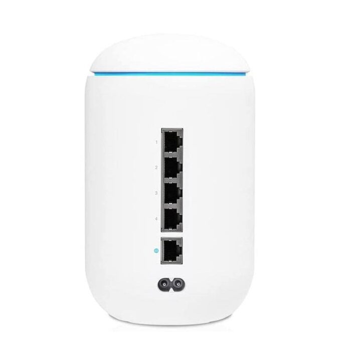 Ubiquiti - UniFi Dream Machine, dispositivo todo en uno con punto de acceso, switch de 4 puertos y puerta de enlace de seguridad